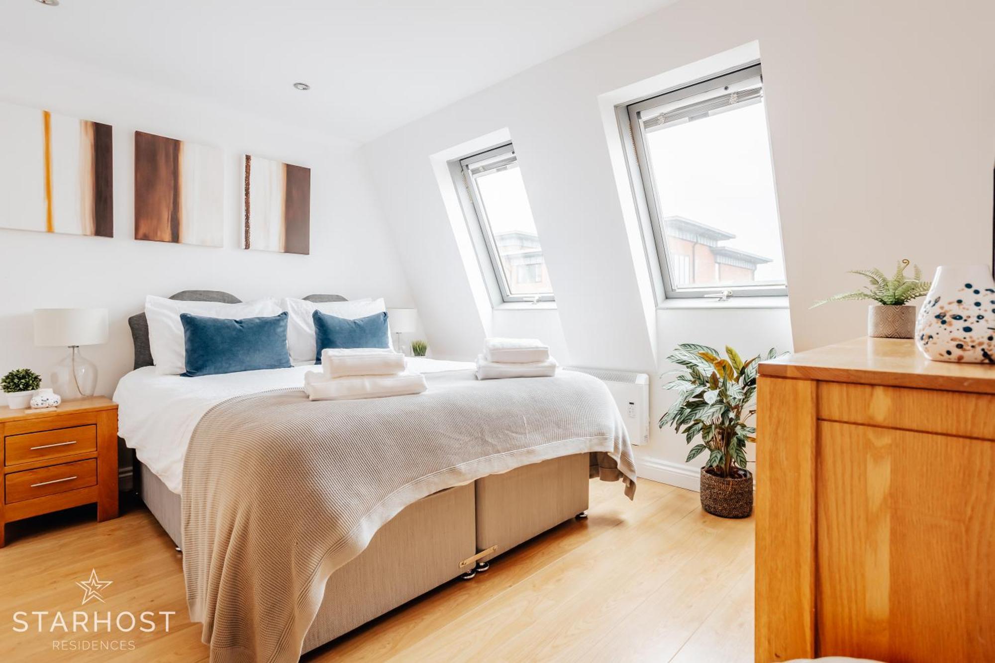 Central 3 Bed Apartment At Regents Court, Newbury Newbury (Berkshire) Exterior foto